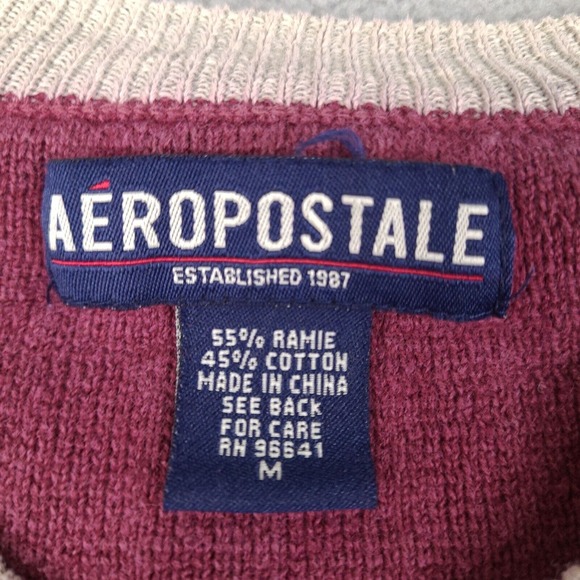 Vintage Aeropostale Sweater Mens Medium Red Burgundy V-Neck Long Sleeve Pullover - Picture 4 of 15
